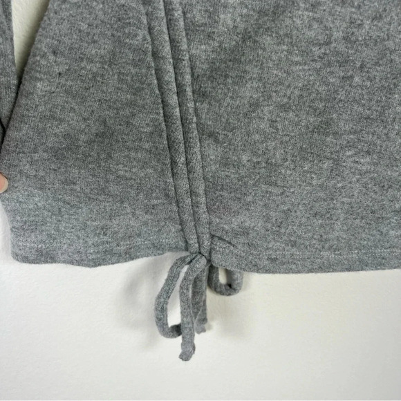 Lulus Womens Cinch Side Shirt Gray Long Sleeve Blouse Stretch Soft Bow Small NWT - Picture 7 of 12